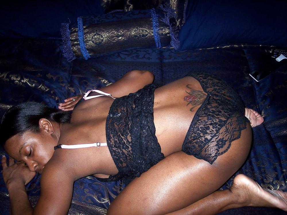25P Hot Young African American Couple