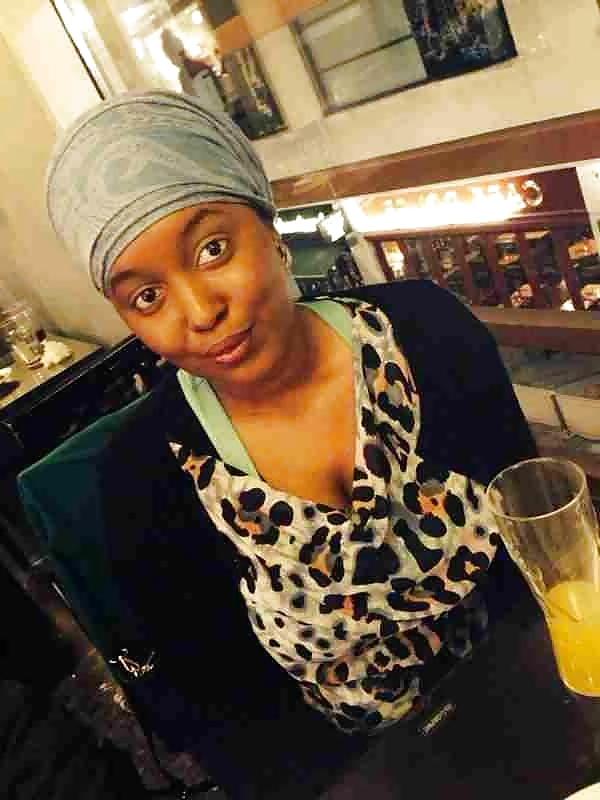 16P African slut