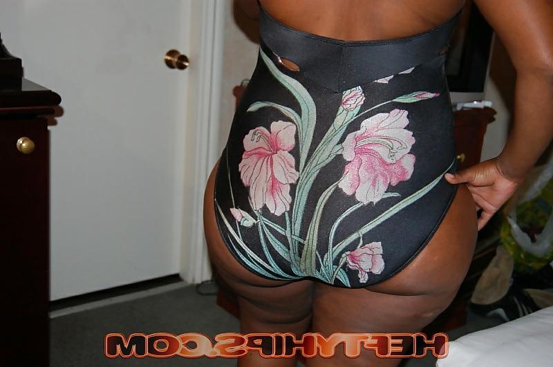 25P Truce african big booty