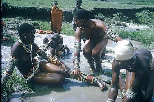 25P AFRICAN BEAUTIES