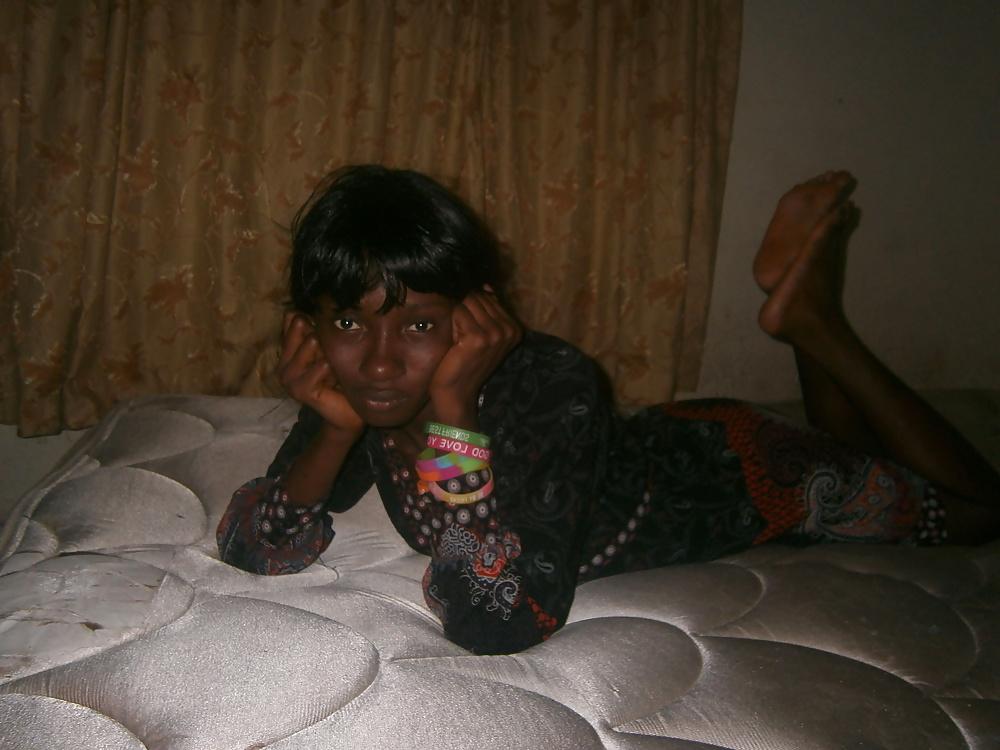 25P West african pussy 2