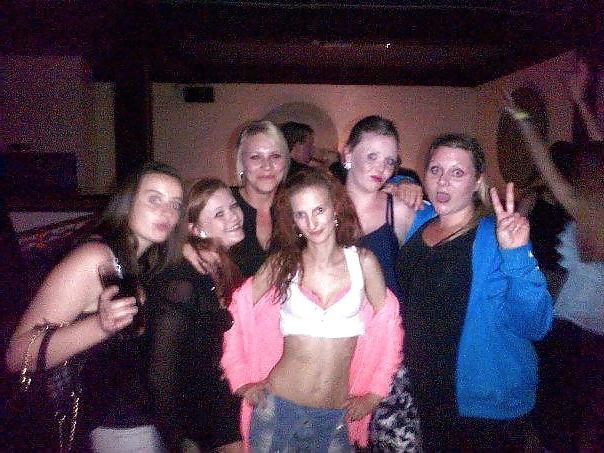 11P Skinny Chav mom aged 26 from Hull British , English, UK