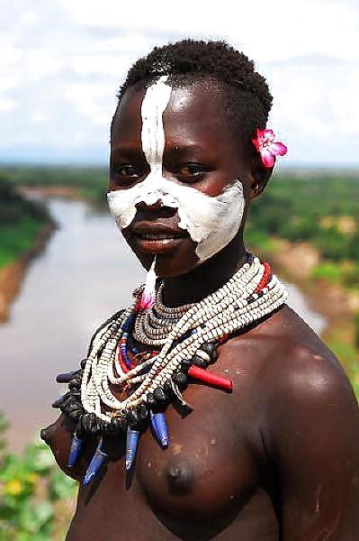 25P African Amateurs