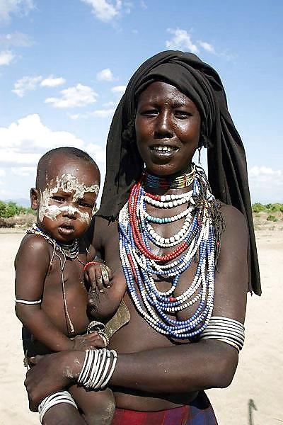 25P African Amateurs