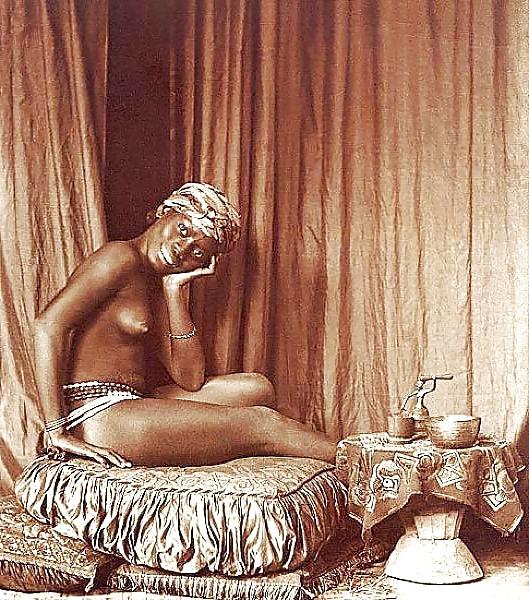 25P African Amateurs