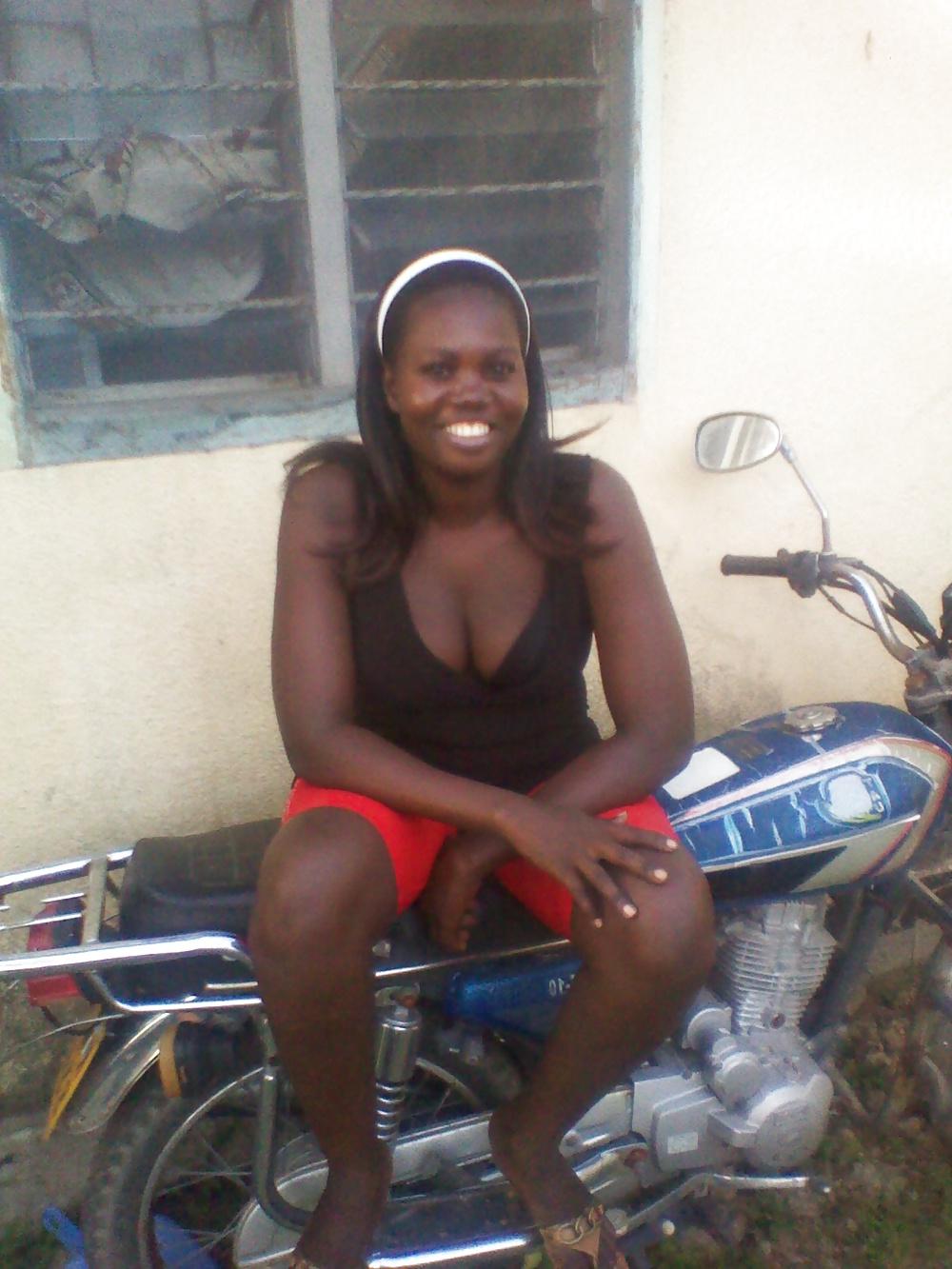 23P Felisha 22 years from Kenya Africa
