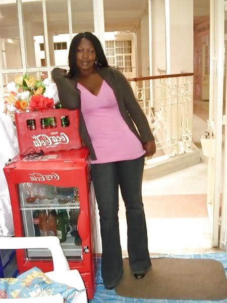 25P Ann from Kenya sweet and young african pussy