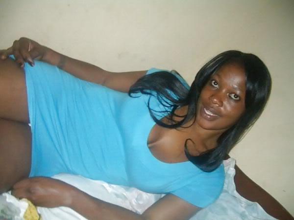 25P Ann from Kenya sweet and young african pussy