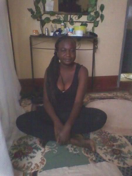 25P Janis 19 years from Kenya Africa, so hot fucking girl