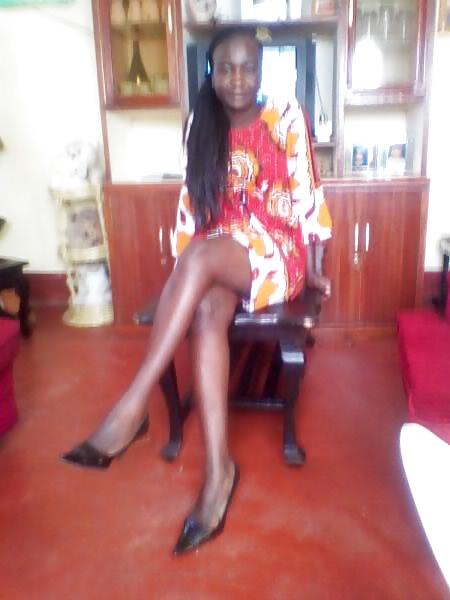 25P Janis 19 years from Kenya Africa, so hot fucking girl