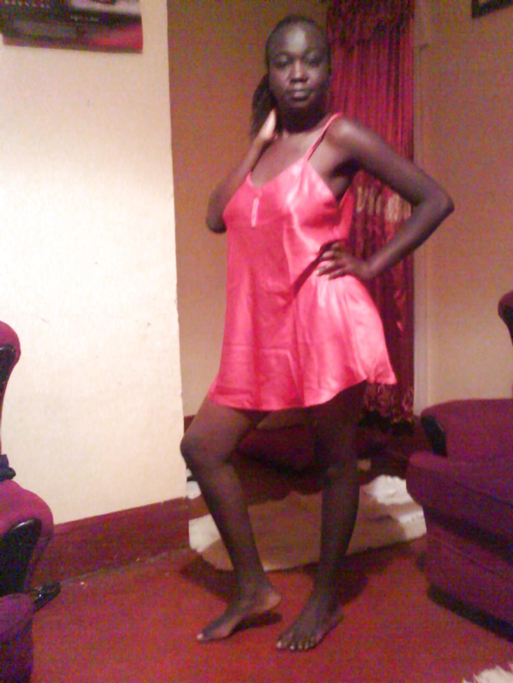 25P Janis 19 years from Kenya Africa, so hot fucking girl