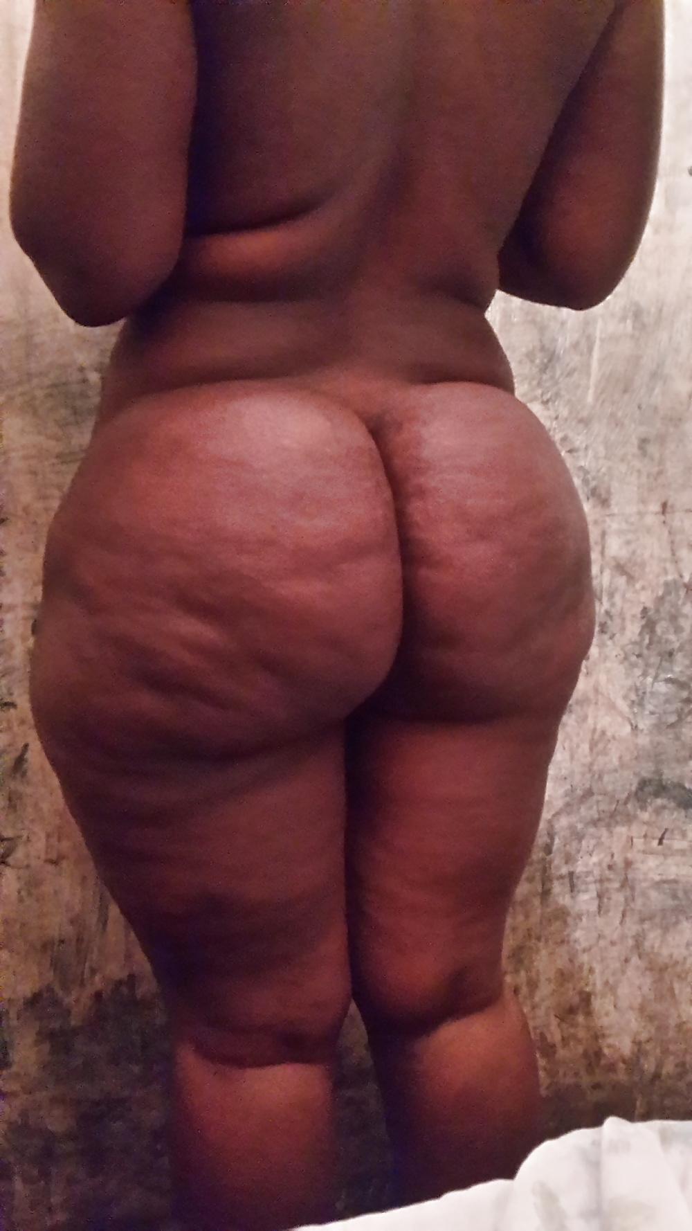 9P BIG AFRICAN BOOTY