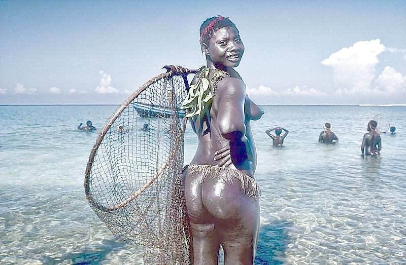 25P African Tribes 04