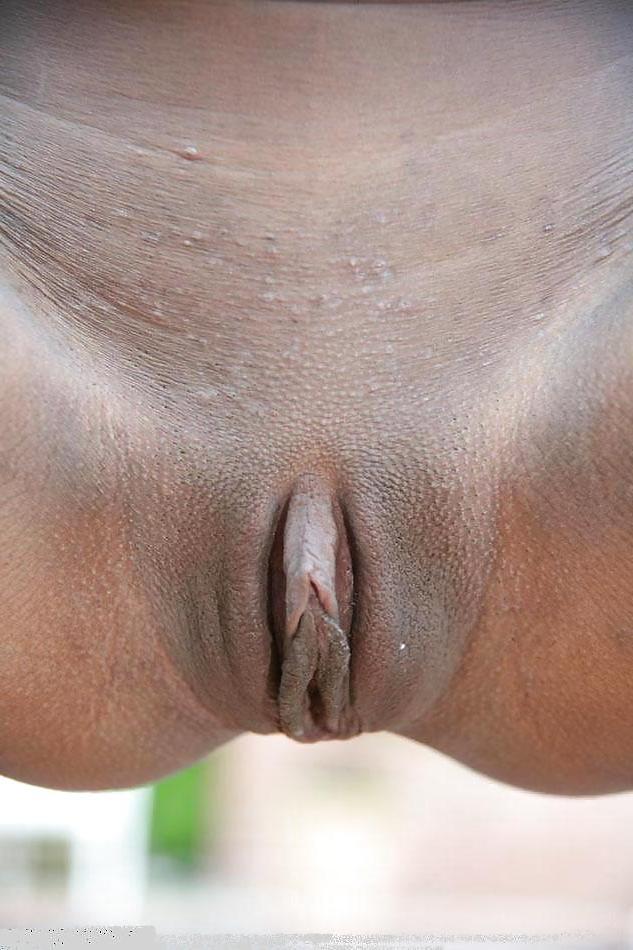 25P All Kinds of Ebonys.African Queens