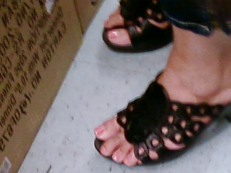 25P Candid Feet From South Africa