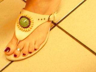 25P Candid Feet From South Africa