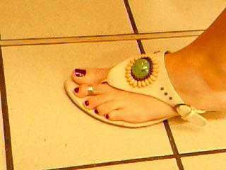 25P Candid Feet From South Africa