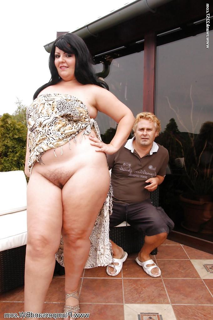 16P Strong outdoor fuck experience with a black dude for fatty Carmen Carlos