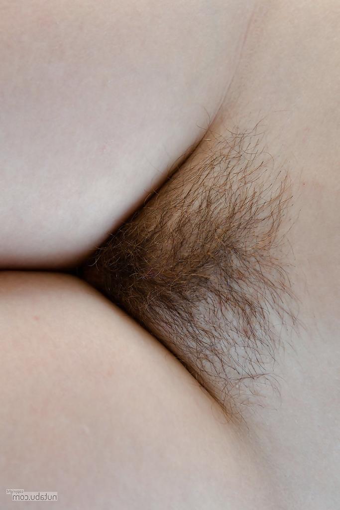 16P Redheaded Euro first timer taking cumshot on hairy pussy outdoors