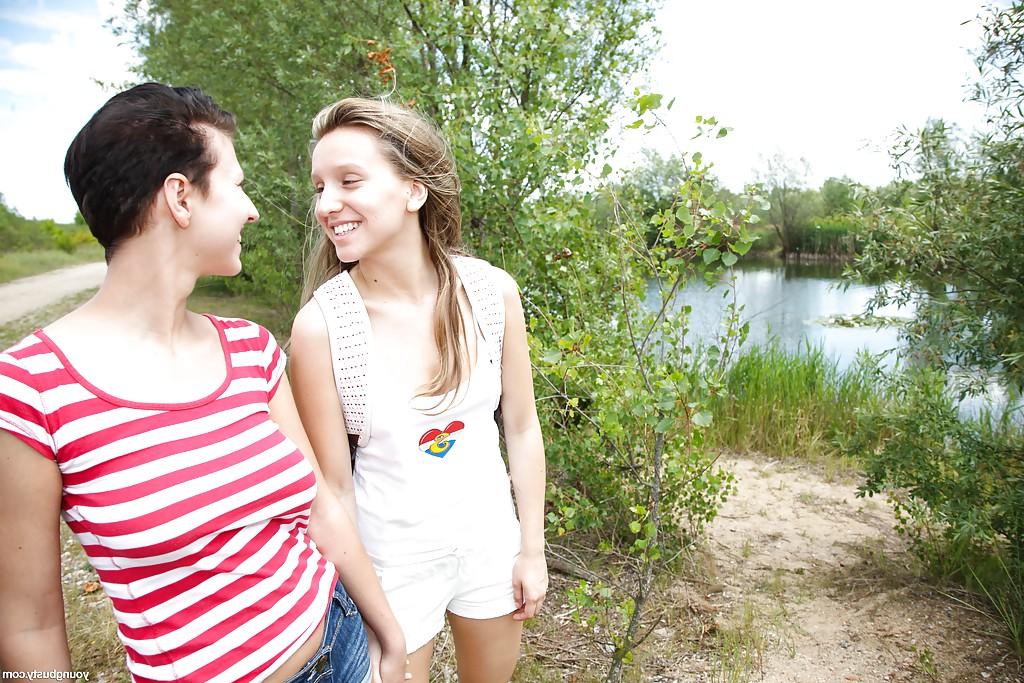 16P Teen dykes Nicoletta H and Nessy finger fuck shaved vaginas outdoors