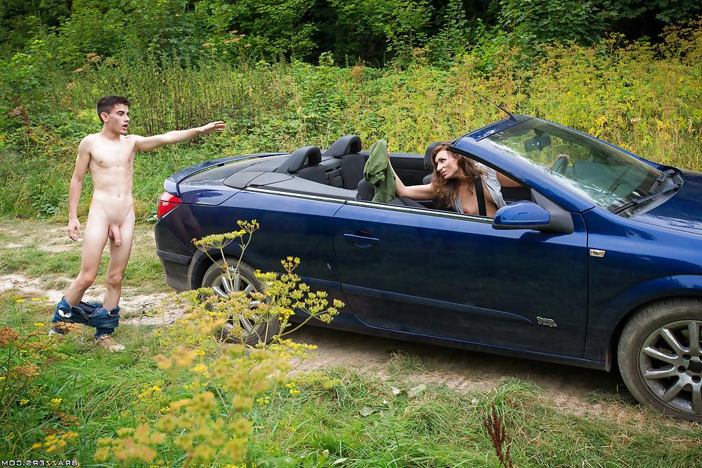16P Tattooed MILF Ava Austen fucking dude with huge dick outdoors in car