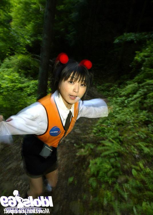 16P Smiley asian coed revealing her tiny titties and bushy cunt outdoor