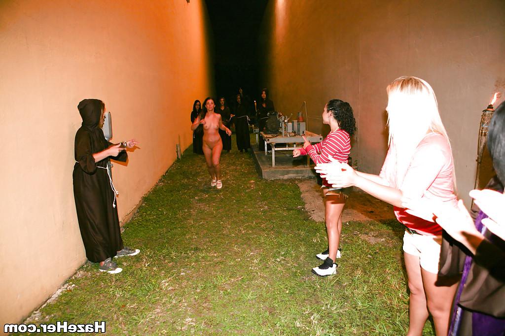 16P Outdoor games with a bung of tiny tits lesbians with sexy asses