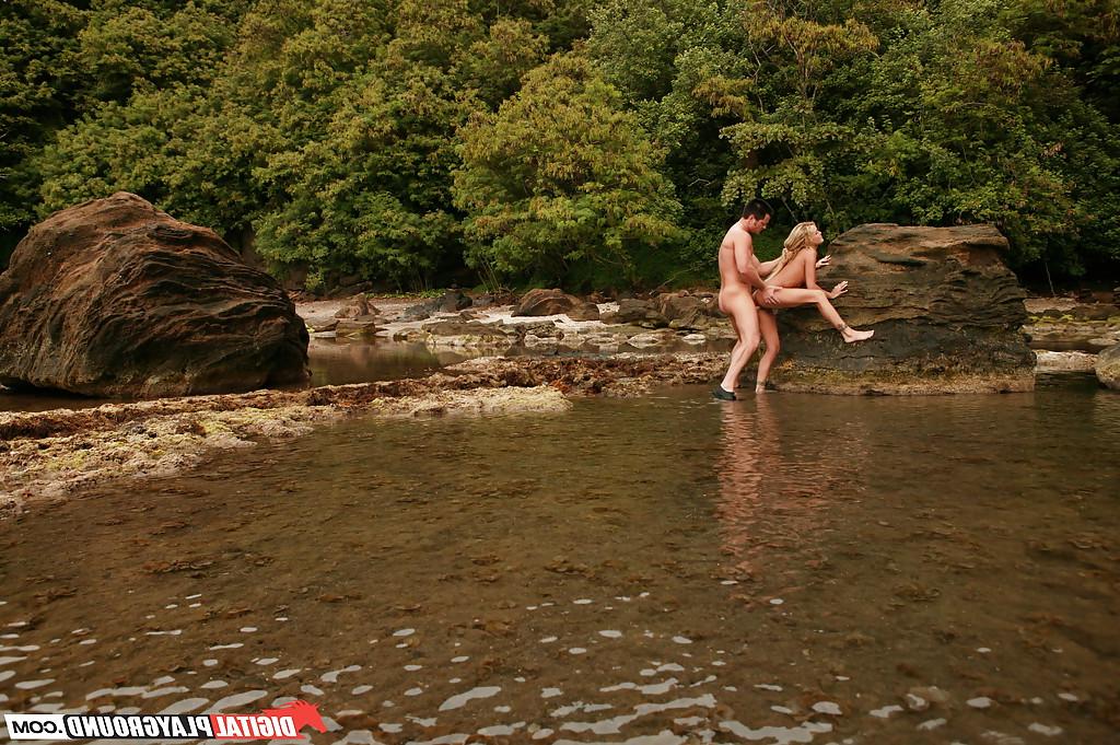 16P Milf Devon is having a nice outdoor fucking with muscular friend
