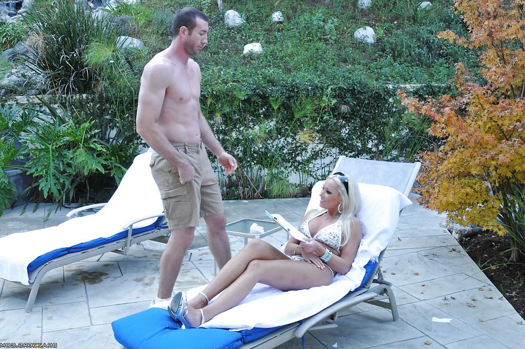 16P Busty blonde MILF Diana Doll gives a blowjob and gets banged outdoor