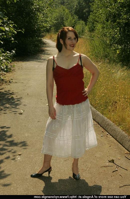 12P Sexy mature babe with tiny tits and hairy cunt stripping outdoor