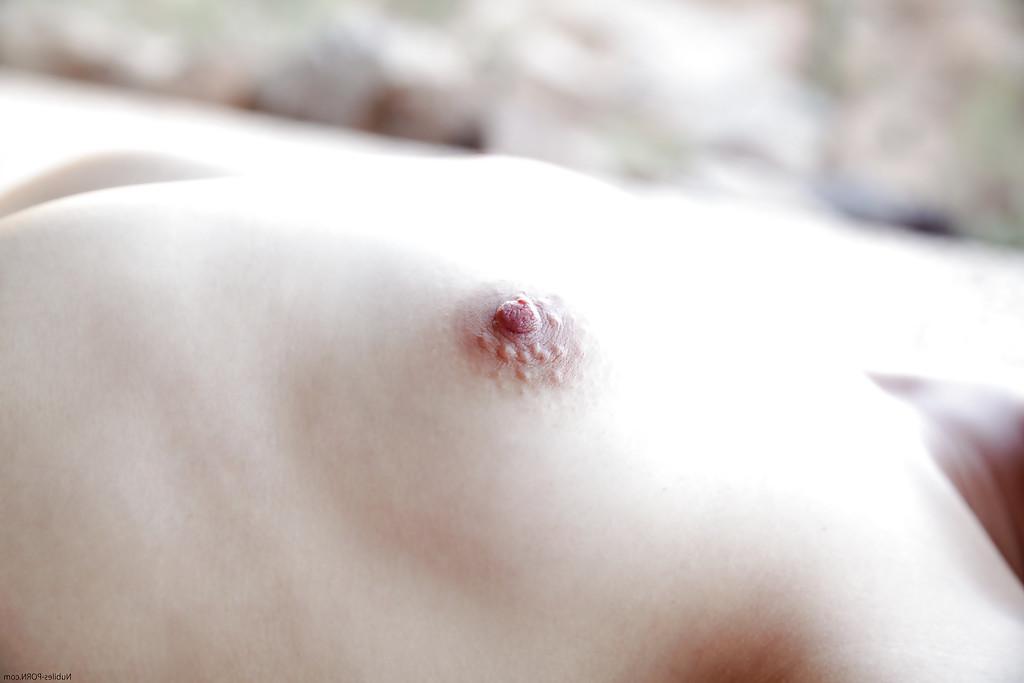 16P Lesbian Sierra Nevadah has outdoor licking practice with Winter Marie