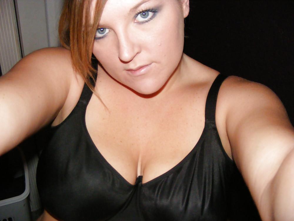 11P Cute Blond BBW Showing All