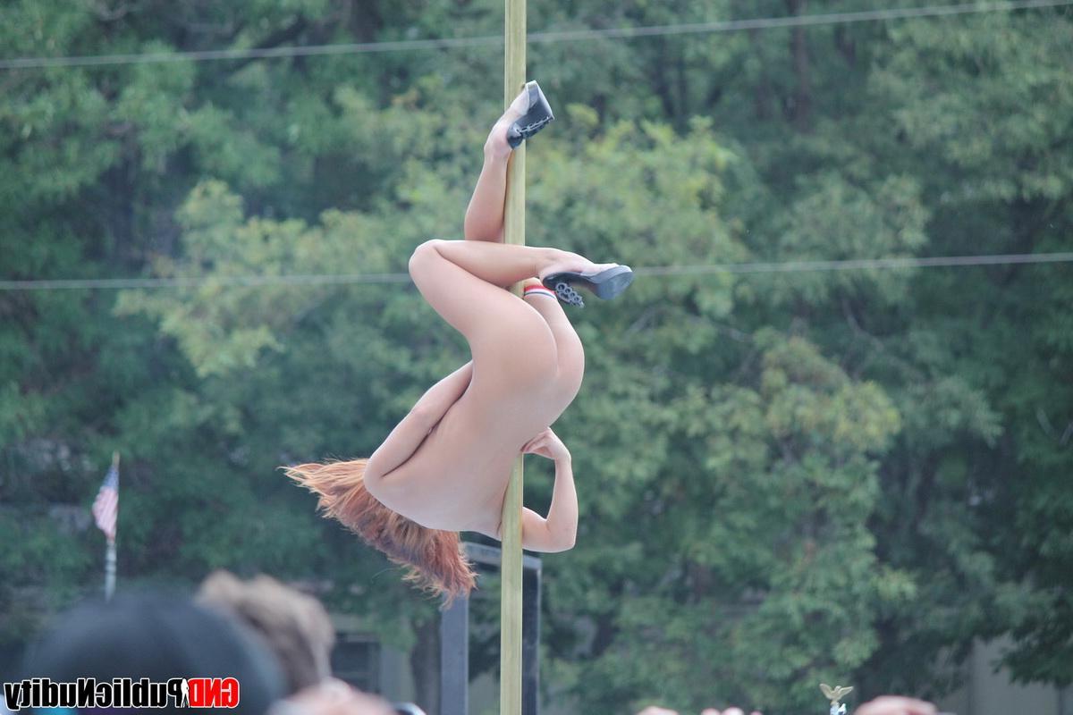 12P Naked strippers show off their abilities on the pool at an outdoor public nudity party