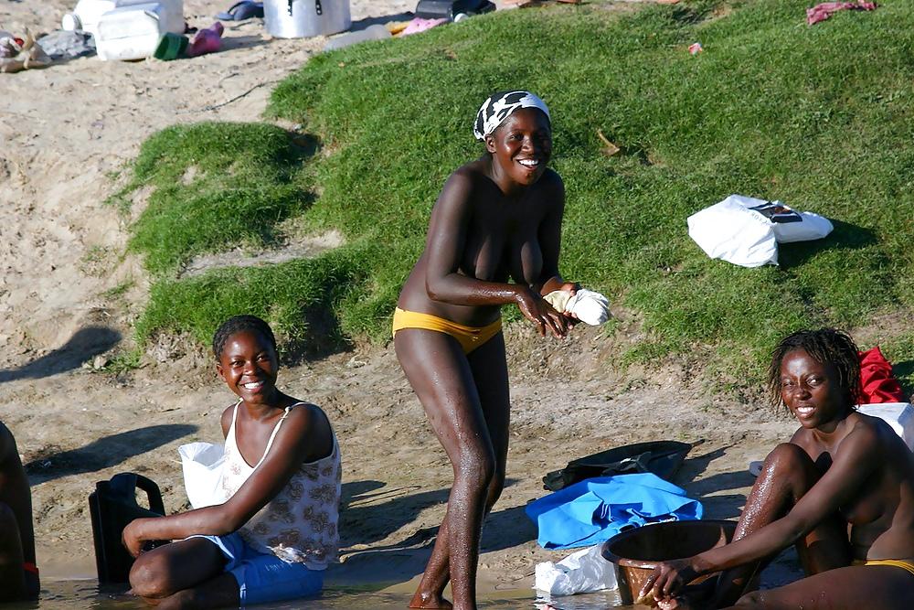14P African maids who love sex3