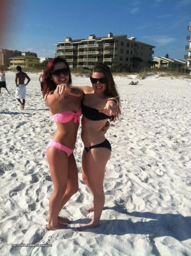 12P Compilation of sexy amateur girlfriends posing outdoors