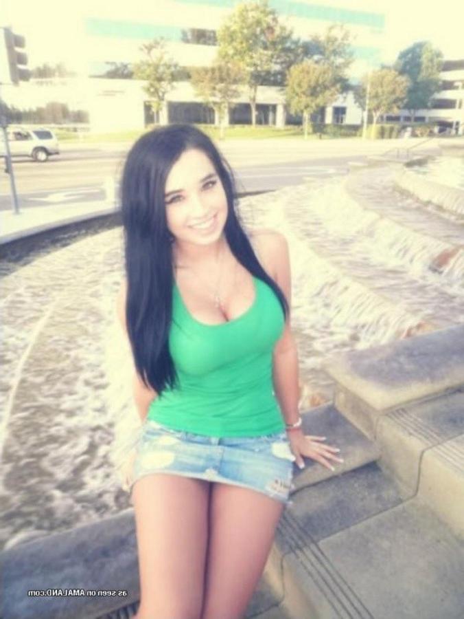 12P Collection of two gorgeous babes posing sexy outdoors