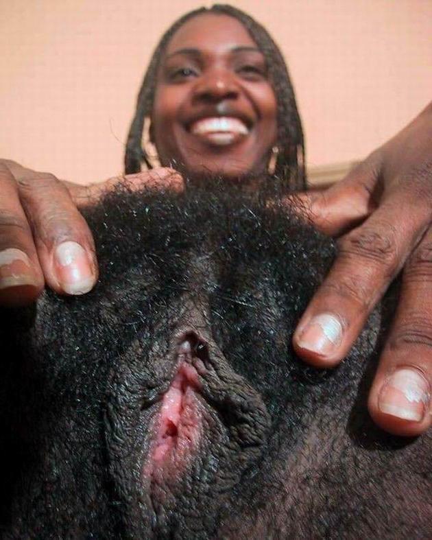 16P hairy african showing their pussies