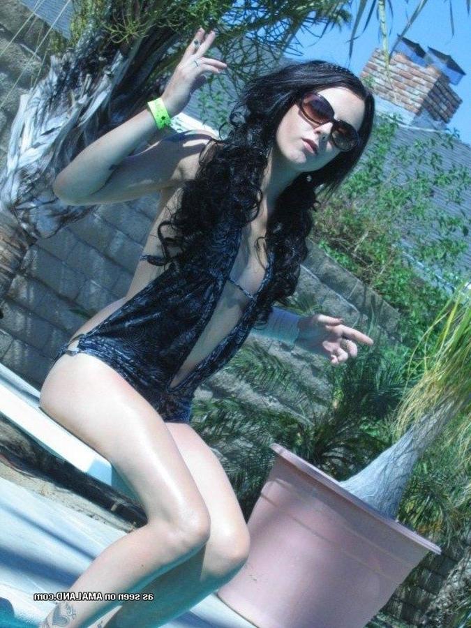 12P Compilation of naughty amateur girlfriends posing outdoors