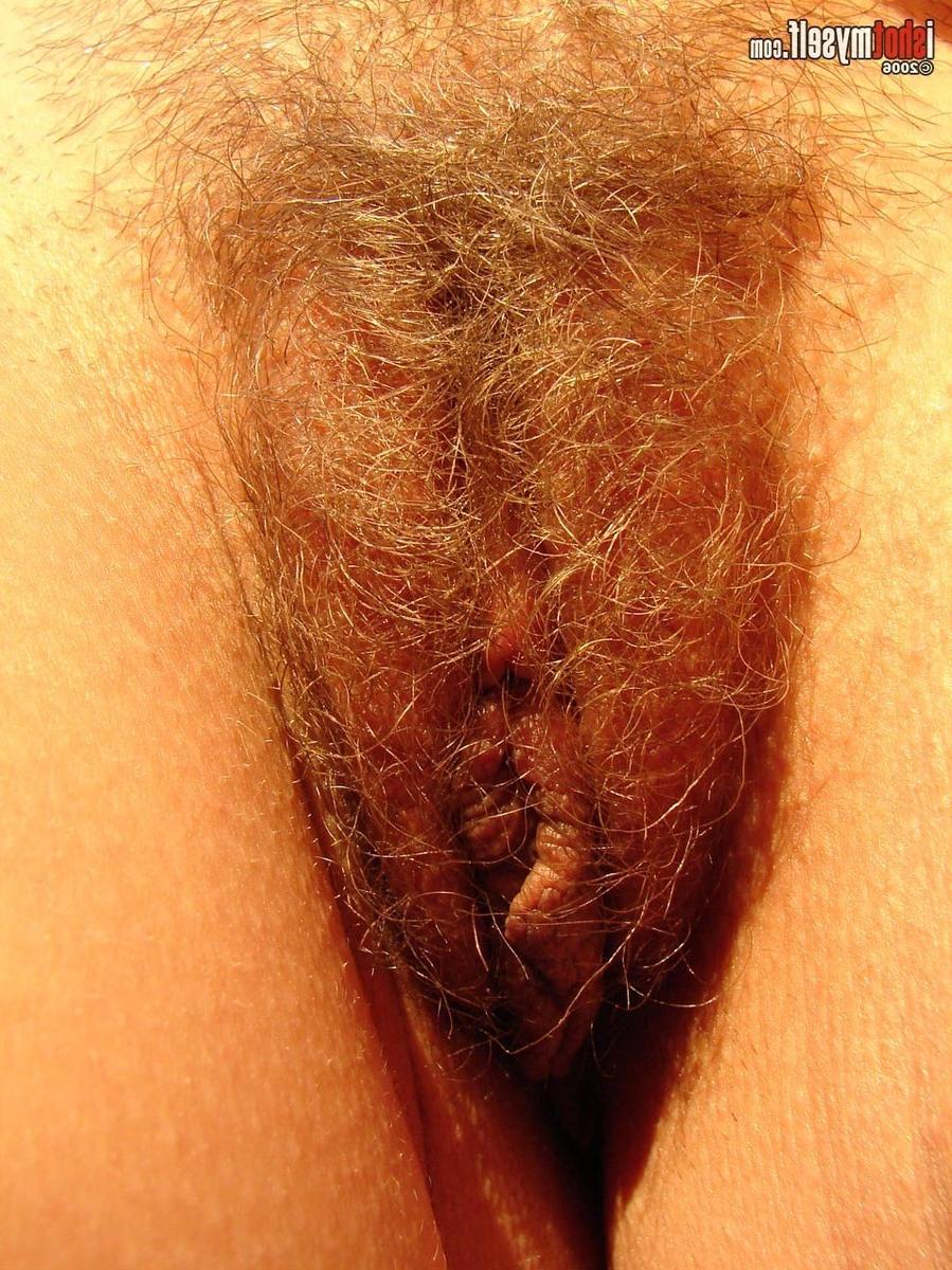 15P Playful selfshot amateur teen Anne showing her hairy pussy outdoors