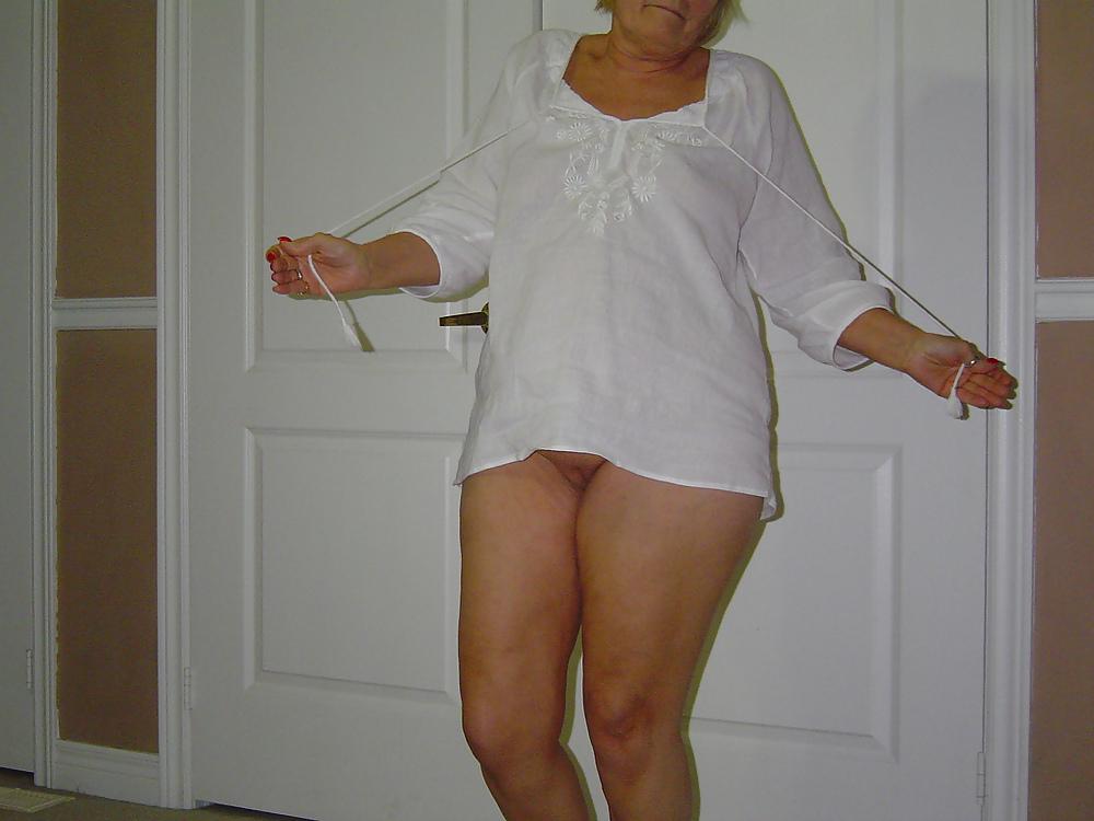 25P Aged cunts but still horny
