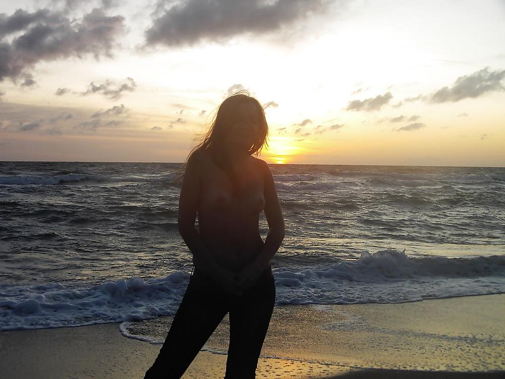 23P All of Hot Russian Teen Dasha (On the beach 3of12)