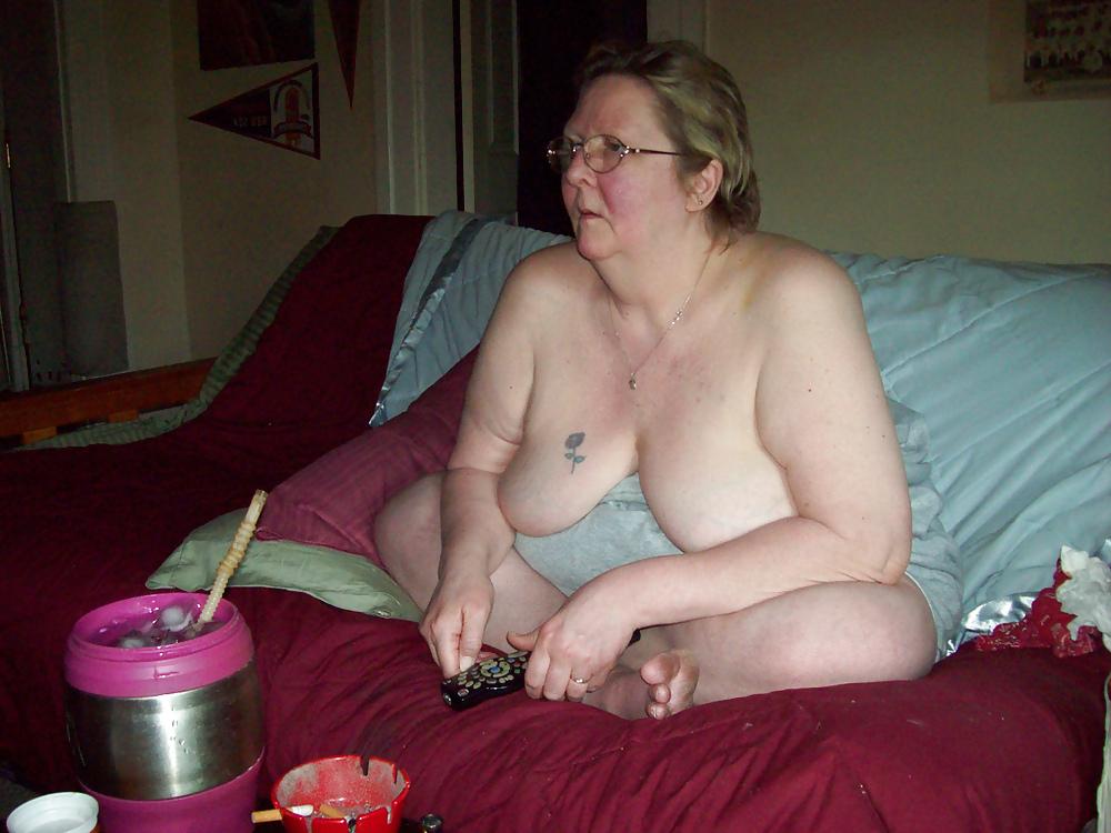 25P Aged cunts but still horny