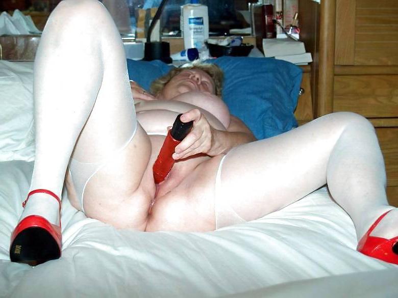 25P Aged cunts but still horny