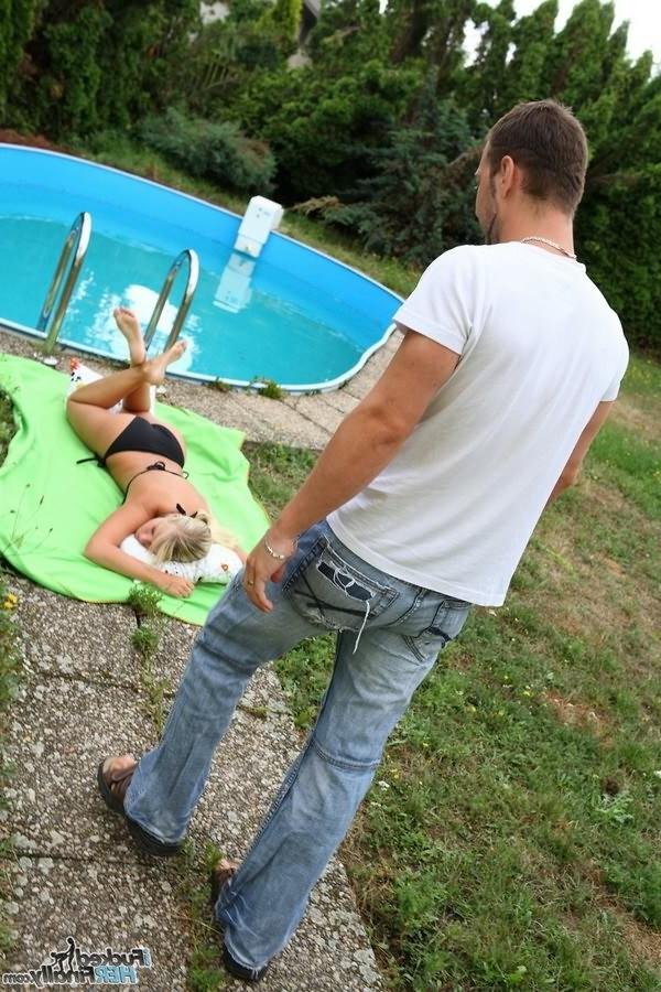 16P Blonde teen Marry Queen getting her ass fucked outdoors