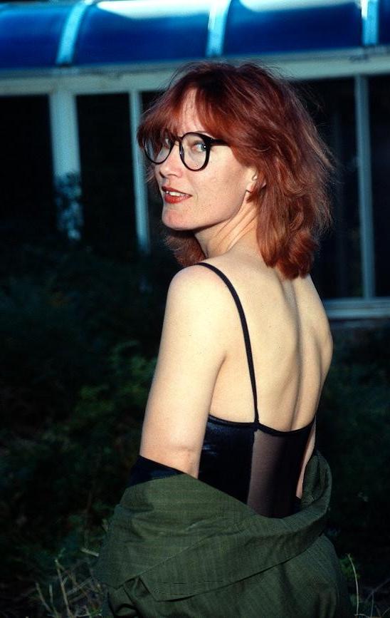 16P Kinky lingerie granny in glasses takes it deep in all her holes