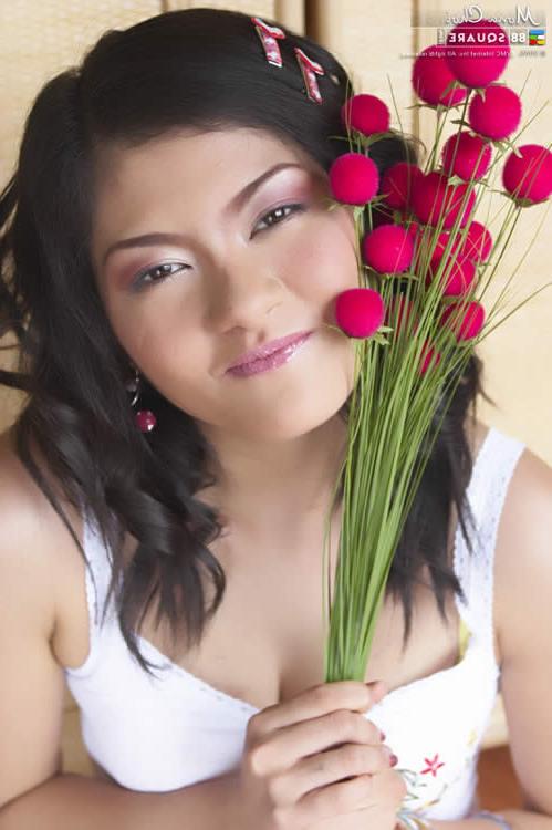 15P Adorable asian babe slowly undressing