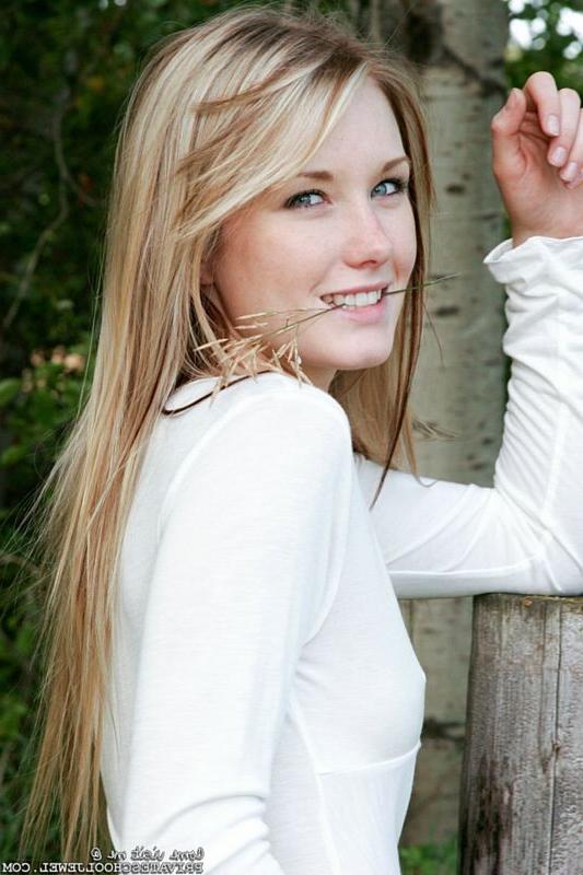 15P Cute blonde teen shows outdoor cameltoe and pussy shots