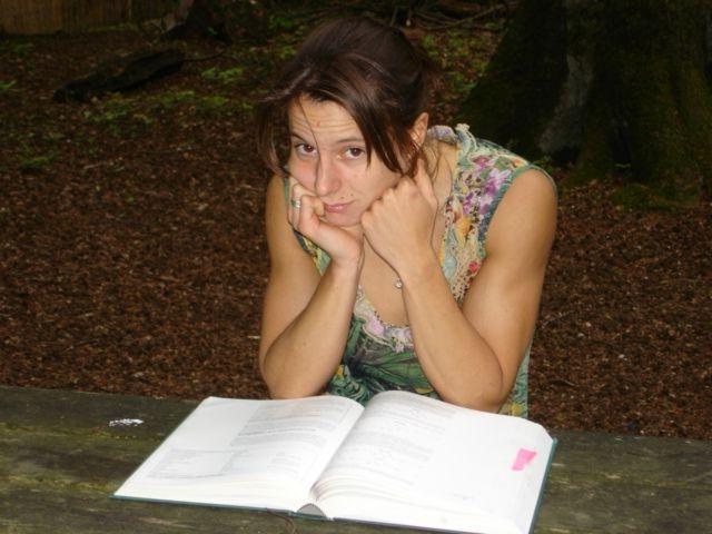 16P Fitness teen babe gets naked and reading a book outdoors