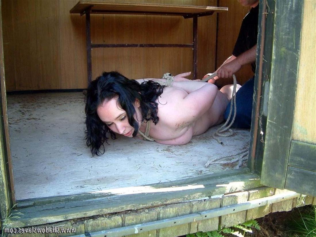 15P Fat amateur submissives outdoor bondage