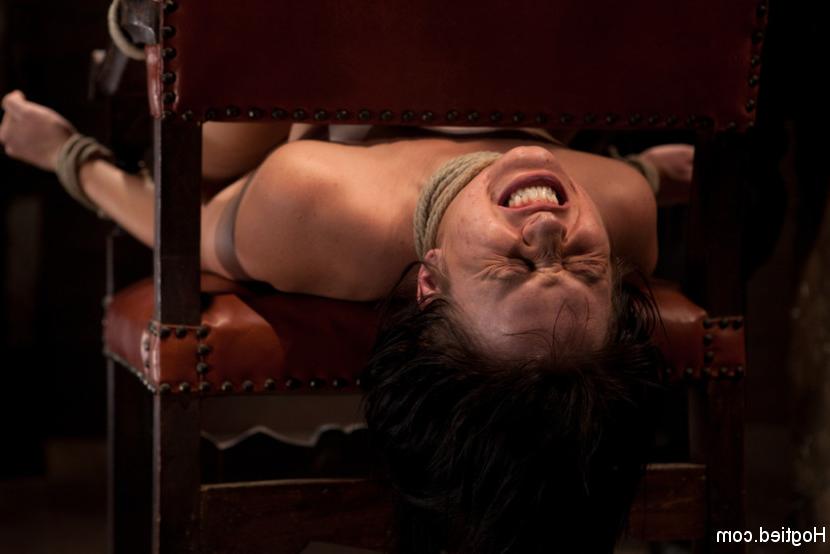 15P Hot girl next door with daddy issues, has all 3 holes abused. Brutal foot caning